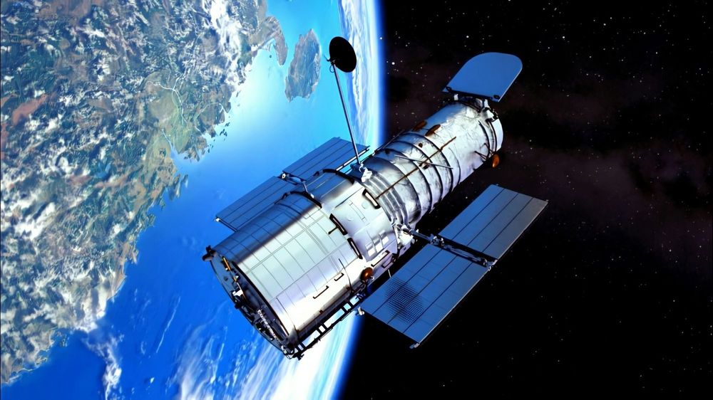 NASA снова оживило телескоп Хаббл