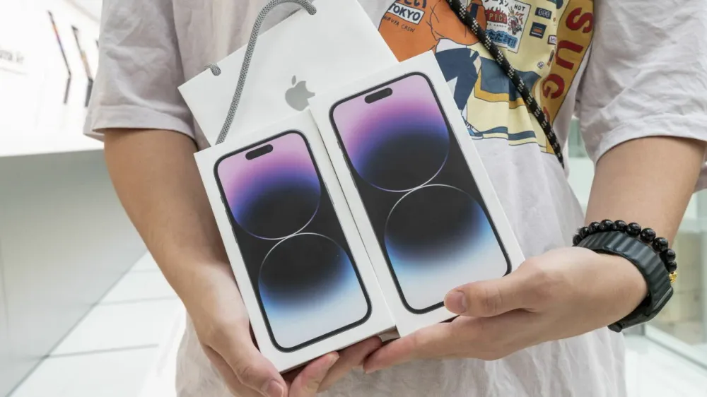 iPhone 14 провалился: Apple сокращает производство новинки