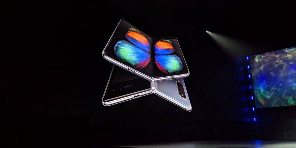 Samsung показал как работает складной механизм Galaxy Fold