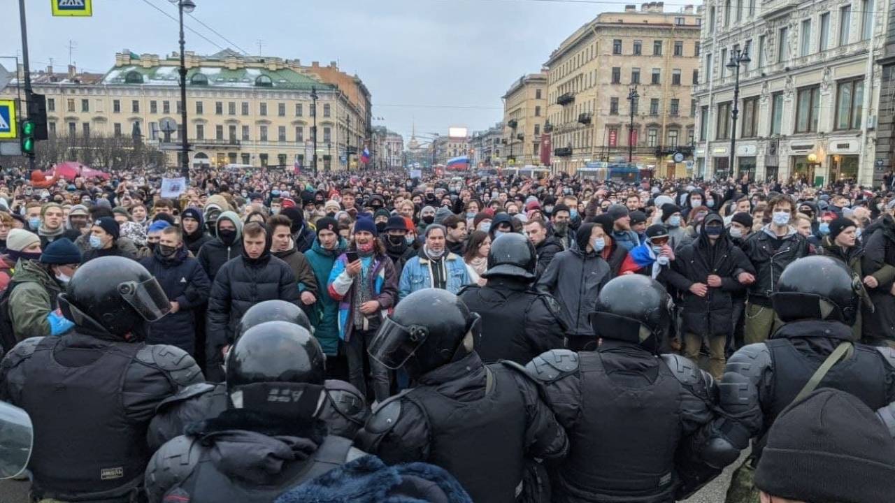 В России могут заблокировать соцсети за призывы к митингам