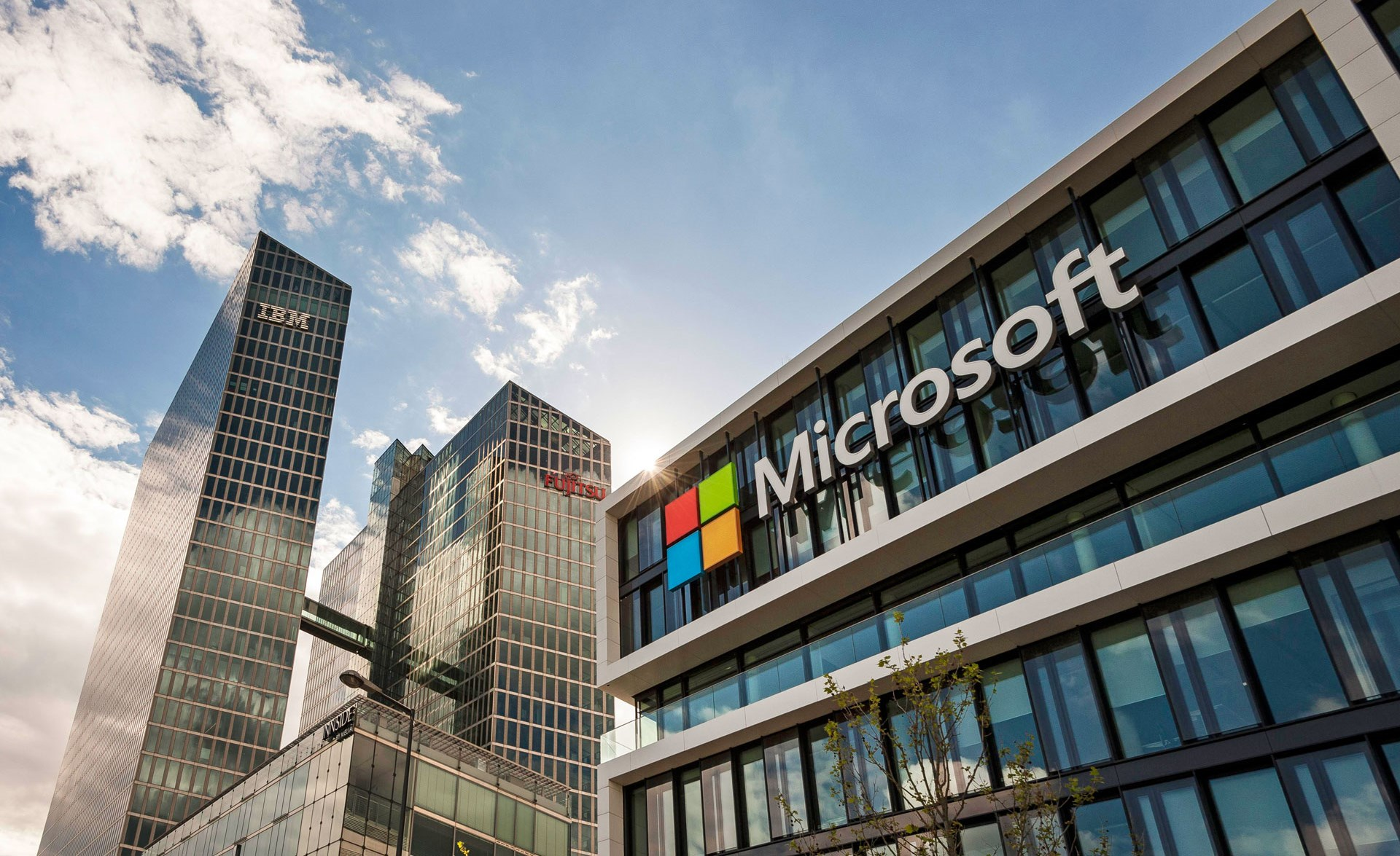 Microsoft стала самой дорогой компанией в мире