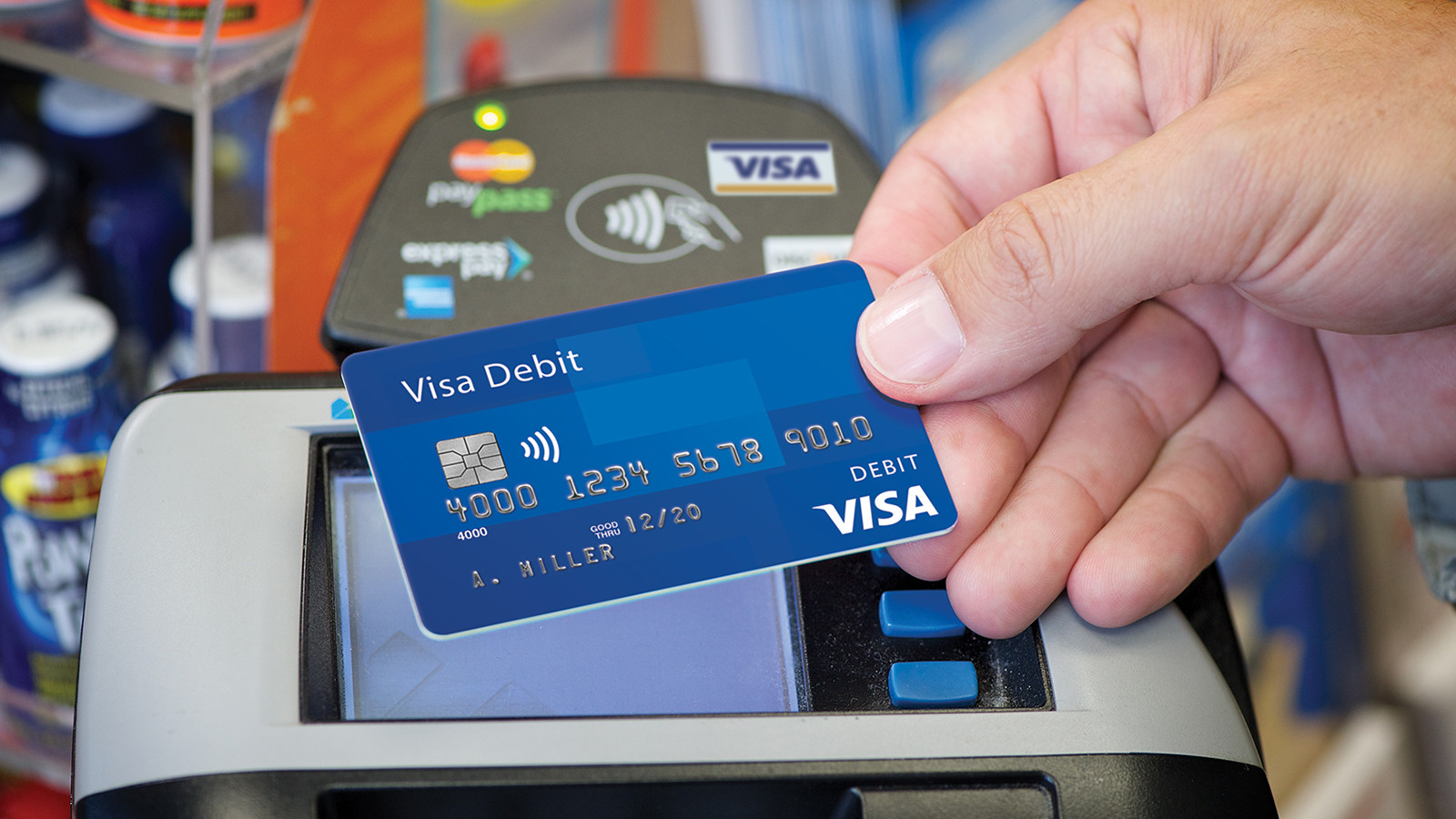 Российские карты Visa перестанут работать за границей 11 марта