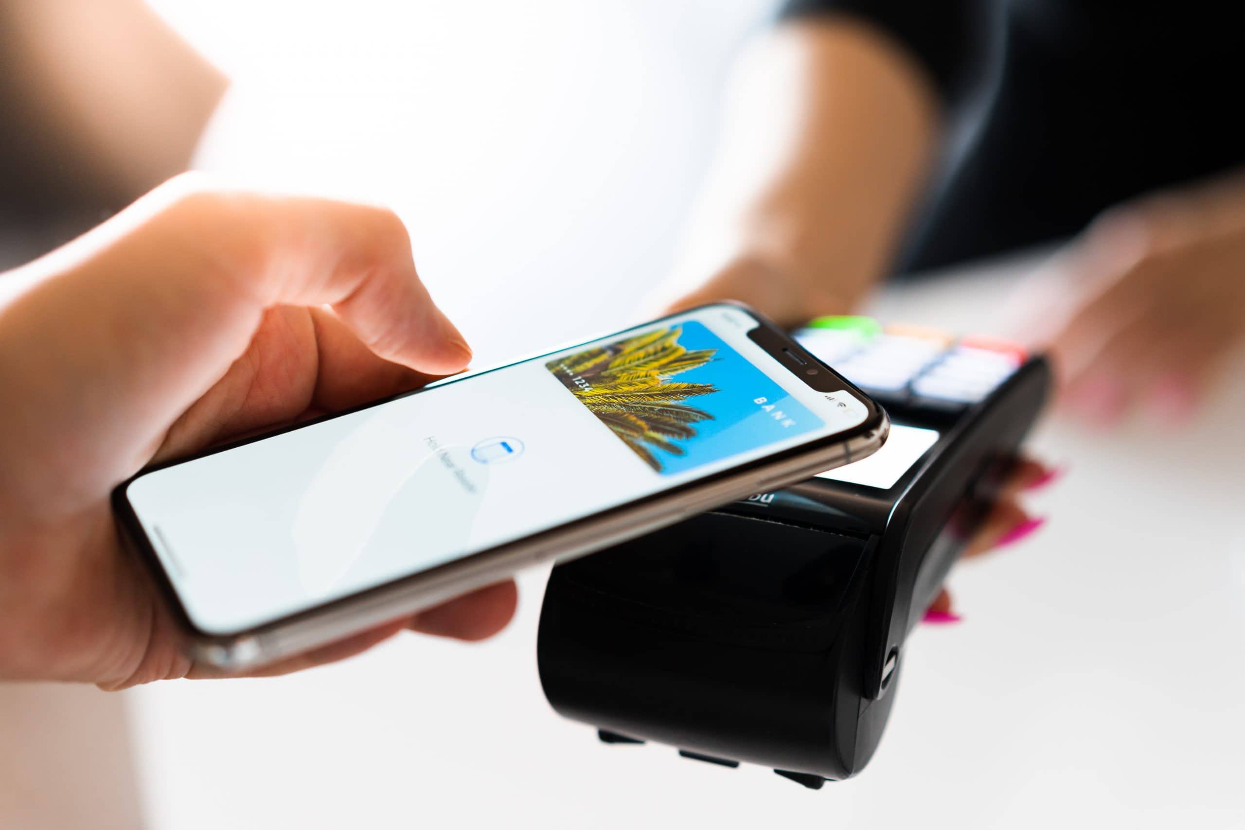 Apple Pay и Google Pay не будут работать в России