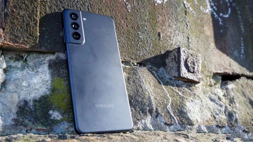 Смартфоны Samsung Galaxy S22 FE и S23 могут получить процессоры MediaTek