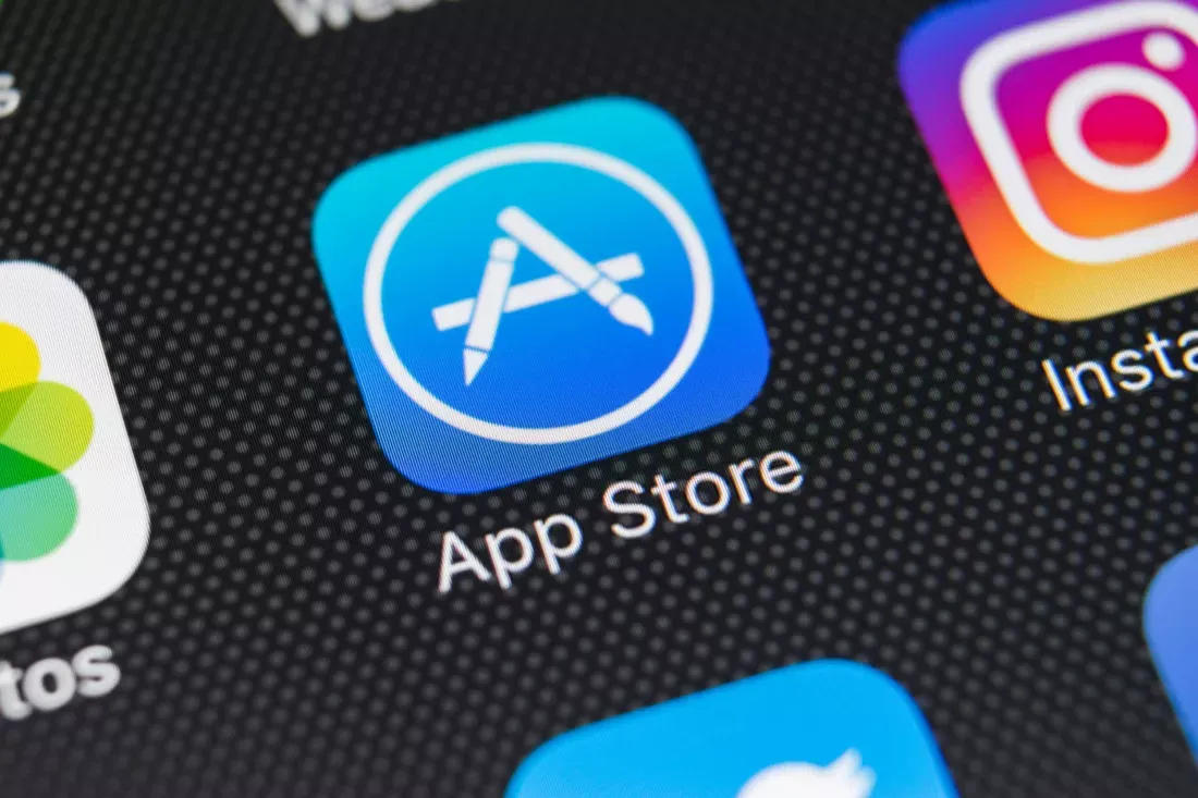 Apple собралась разрешить стороннюю установку приложений на iOS в Европе
