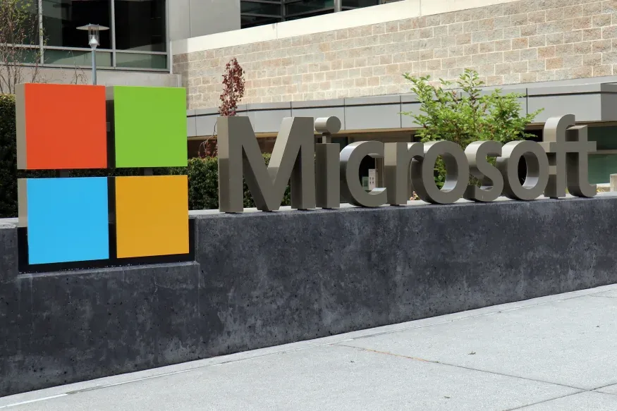 8 февраля Microsoft может представить ChatGPT в своих продуктах