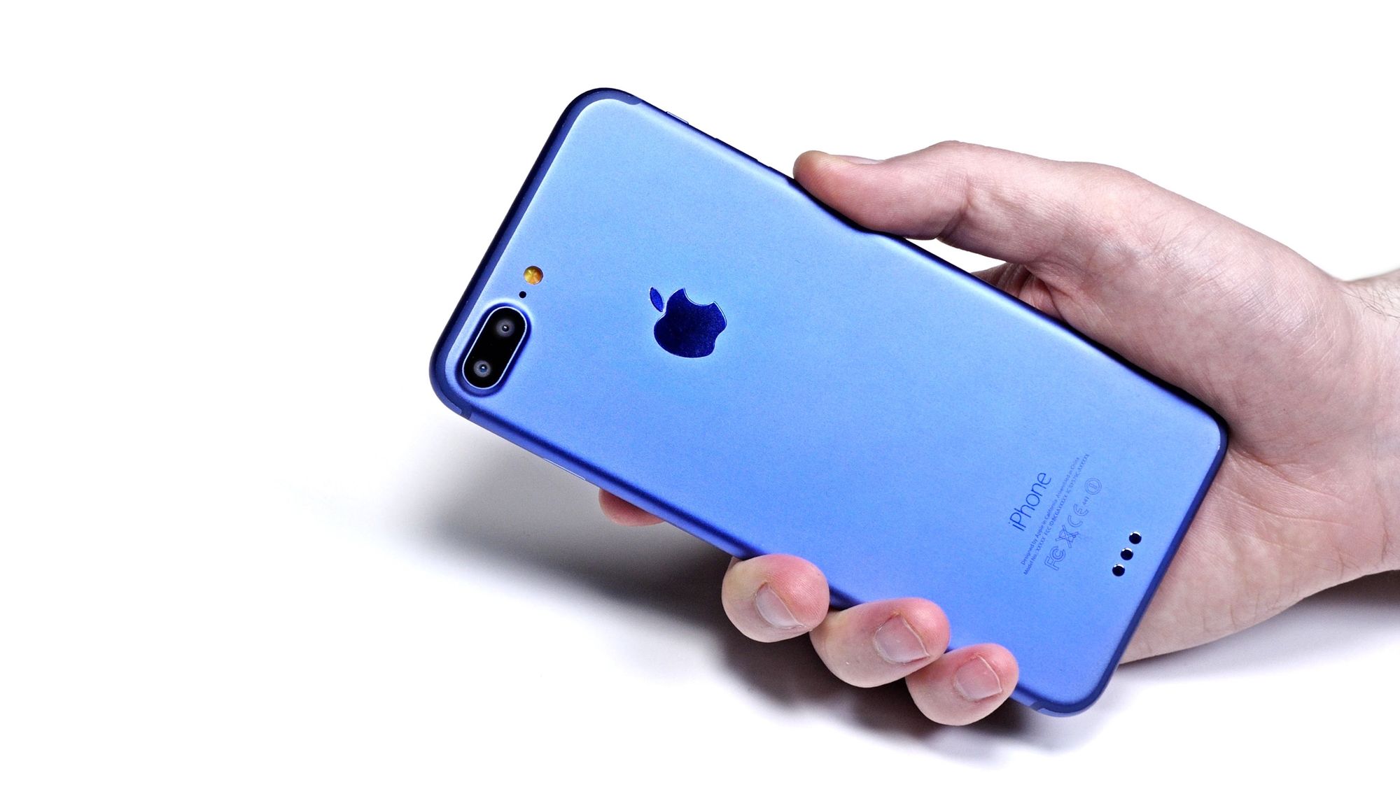 Беспроводная зарядка появится в iPhone 7s
