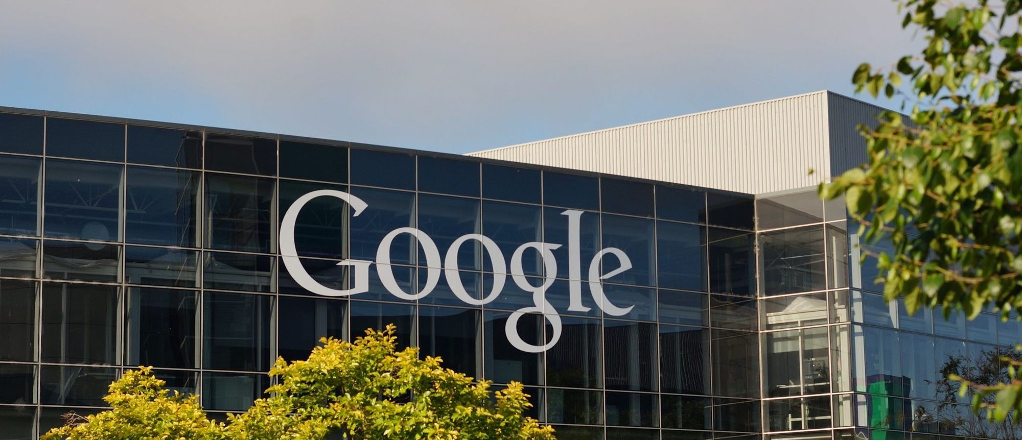 Google научила машину читать текст по движению губ