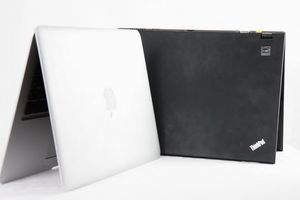MacBook Air теперь не самый тонкий ноутбук