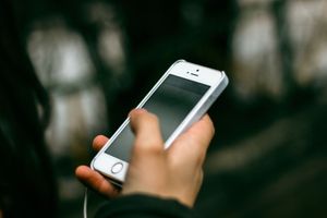 Какие приложения будут предустановлены на смартфоны и телевизоры в России