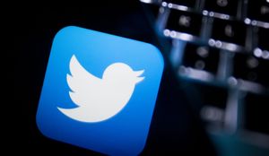 Twitter может стать платным