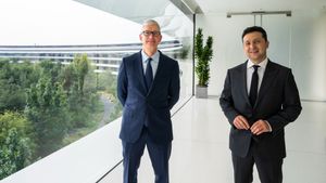 Владимир Зеленский встретился с Тимом Куком в Купертино