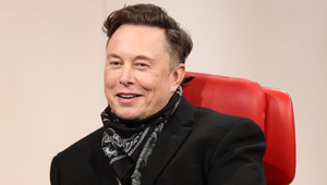 Илон Маск может продать 10% своих акций в Tesla