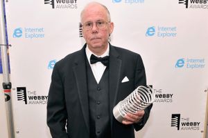 Создатель графического формата GIF Стивен Уилхайт скончался из-за осложнений после COVID-19