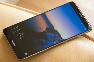 Huawei готовит сильный ответ юбилейному iPhone