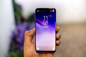 Цены на Samsung Galaxy S8 в России резко упали