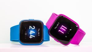 Versa Lite Edition от Fitbit за $160 — бюджетные Apple Watch на минималках