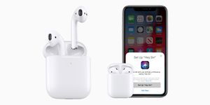 Новые AirPods: чип H1, кейс для беспроводной зарядки и «Привет, Siri»