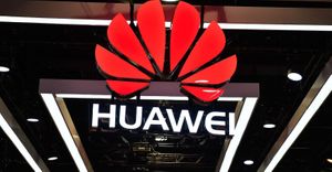 Huawei отказалась вводить санкции против Apple