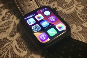 Как могли бы выглядеть Apple Watch с установленной iOS