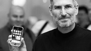 Стив Джобс жив? В Египте найден его двойник