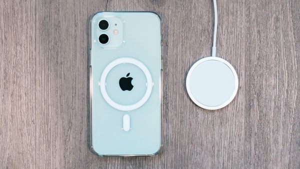 iPhone 13 получит новую беспроводную зарядку