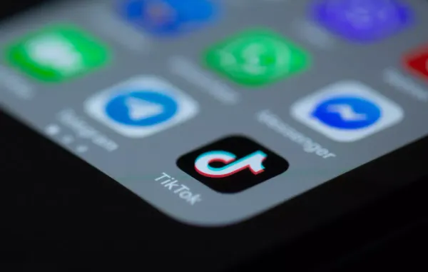 TikTok и другие программы собирают данные даже без использования их приложений