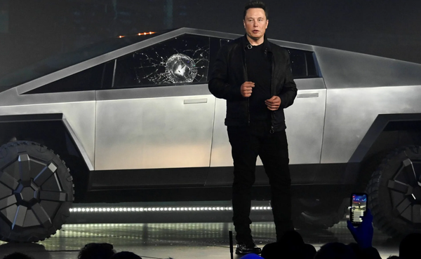 Владельцам Cybertruck запретят продавать автомобиль