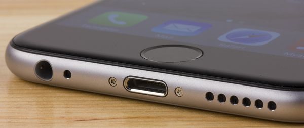 Более 200 000 человек подписали петицию за возвращение разъема для наушников в iPhone 7