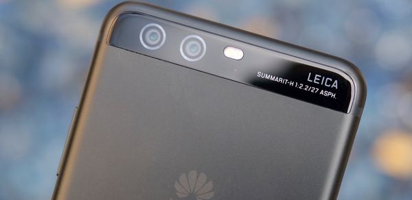 За первую минуту продаж P10 Huawei заработала 14 млн. долларов